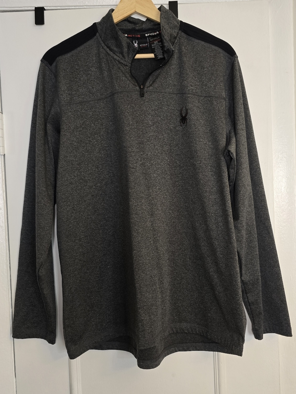 Spyder Active Men's Medium Gray Quarter Zip Pullover ProW=B Spider Logo Performa